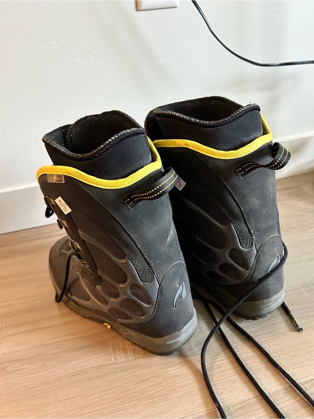 K2 striker men’s
